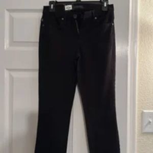 Rock & Republic NWT !! Size 2 Mid Rise Capri Pants Size 2